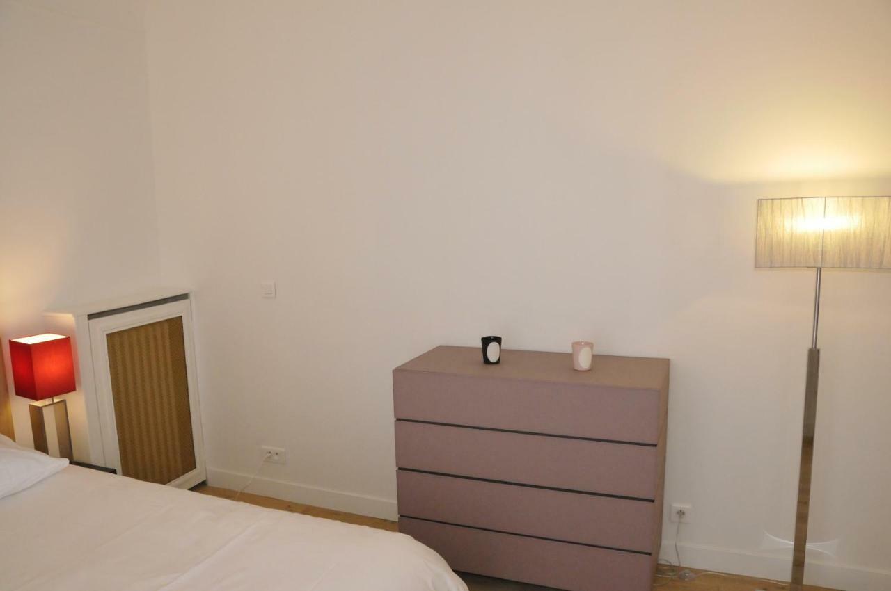 Sur Seine * Neuilly-sur-Seine